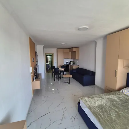 Διαμέρισμα Cozy Sea View 3 Min Walk To Promenade
